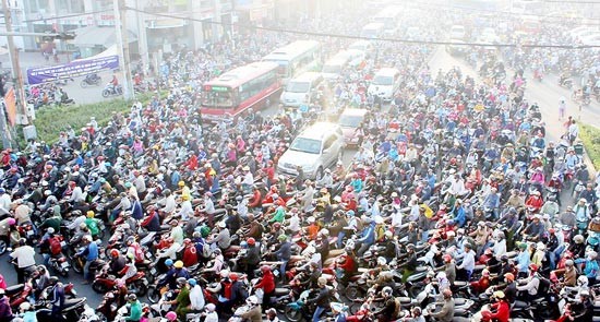 A traffic jam at Thu Duc crossroads in HCMC last year (Photo: SGGP) A traffic jam at Thu Duc crossroads in HCMC last year (Photo: SGGP)